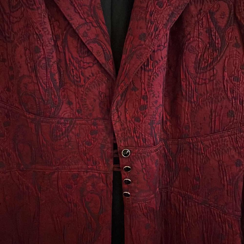 Coat - Picture 3 of 4